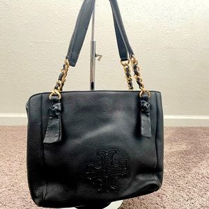 Tory Burch Black Leather Bag. Crossbody Option